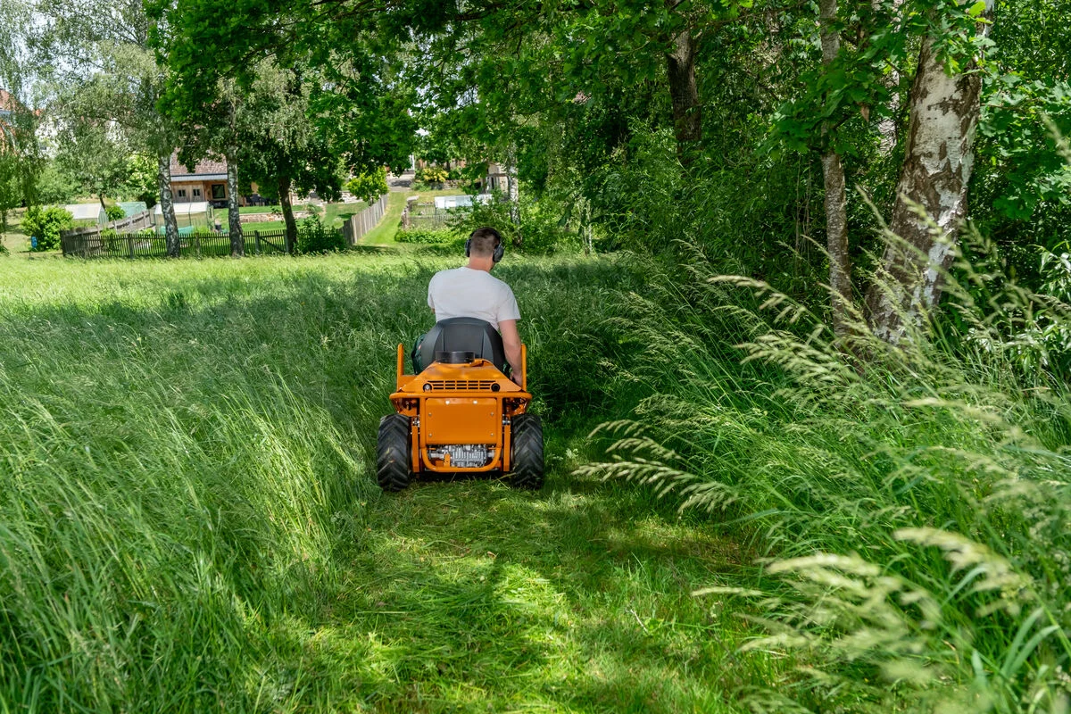 AS-Motor AS 800 FreeRider Ride On Mower - ACR Mowers Tweed Coast