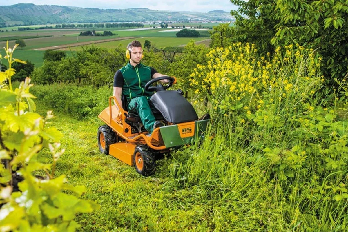 AS-Motor AS 800 FreeRider Ride On Mower - ACR Mowers Tweed Coast